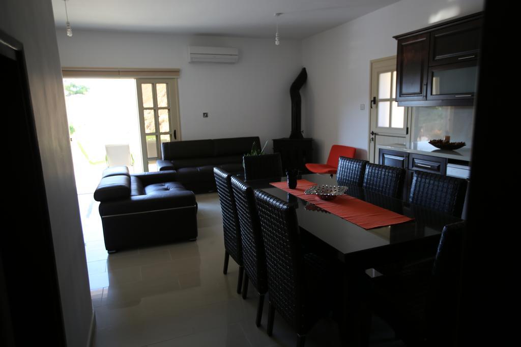 Villa Melyia Kato Pyrgos Phòng bức ảnh